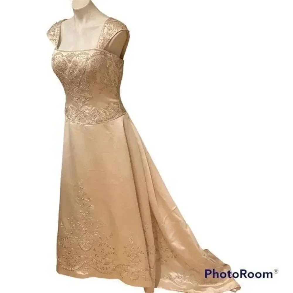 Casablanca Bridal Embroidered wedding dress